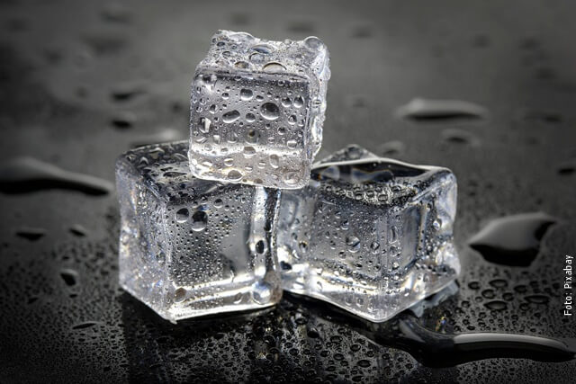 foto de cubos de hielo