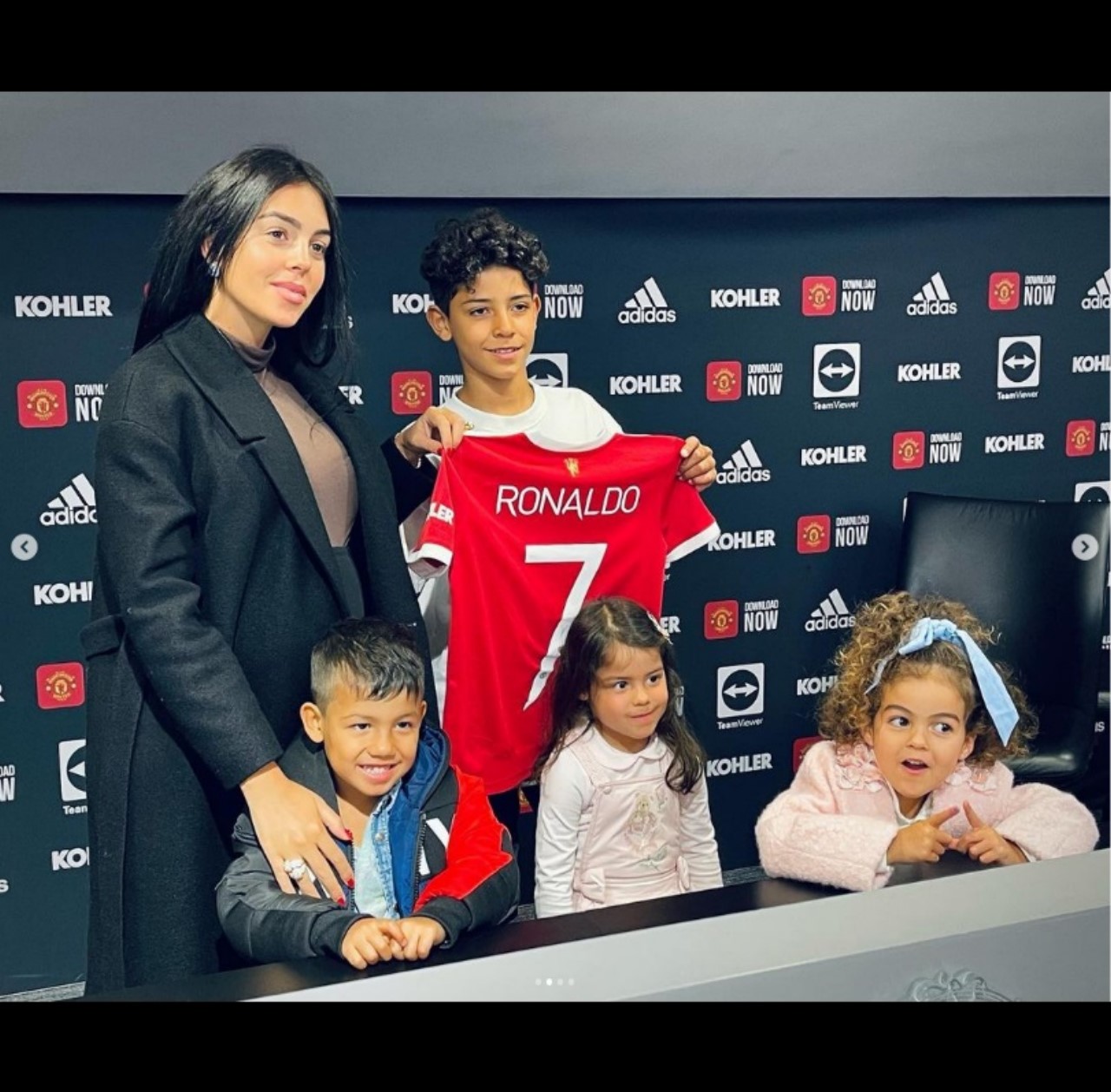 Cristiano Ronaldo Jr. es fichado por el Manchester United 1